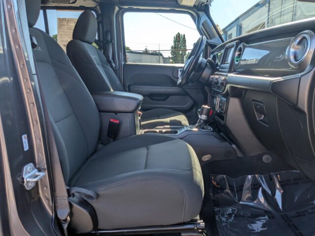 2021 Jeep Wrangler Unlimited Sahara Image 7