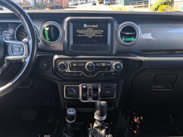 2021 Jeep Wrangler Unlimited Sahara Image 10