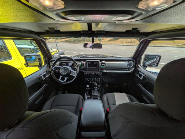 2021 Jeep Wrangler Unlimited Sahara Image 9