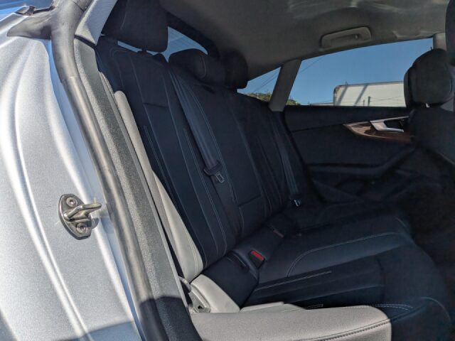 2023 Audi A5 Sportback quattro Premium 40 TFSI Image 8