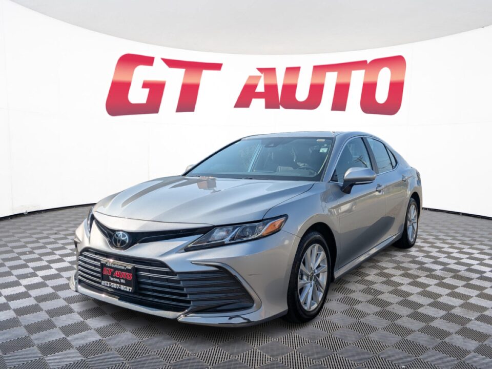 2024 Toyota Camry LE Upper Image 2